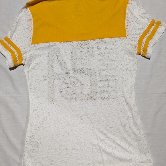 Boston Bruins NHL Licensed fitted t-shirt women's medium white/gold - Picture 6 of 6